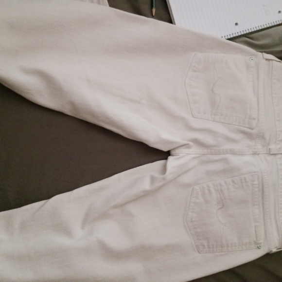 Capris - Picture 2 of 2